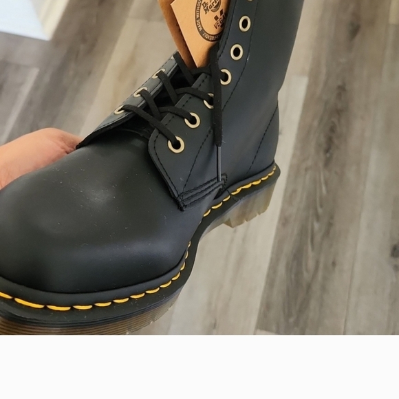 - Dr Marten Black Boots - Picture 3 of 4